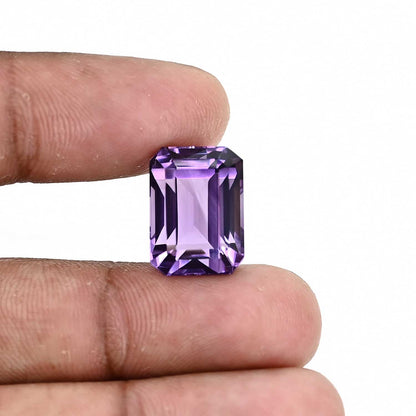 Amethyst (Jamunia) 18 Carat