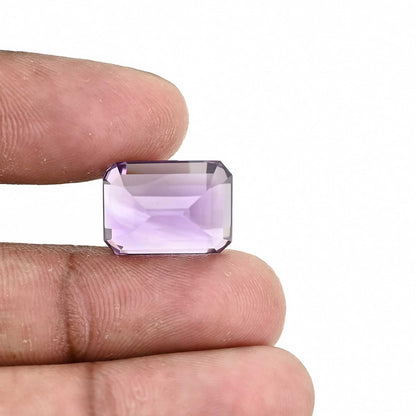 Amethyst (Jamunia) 18 Carat