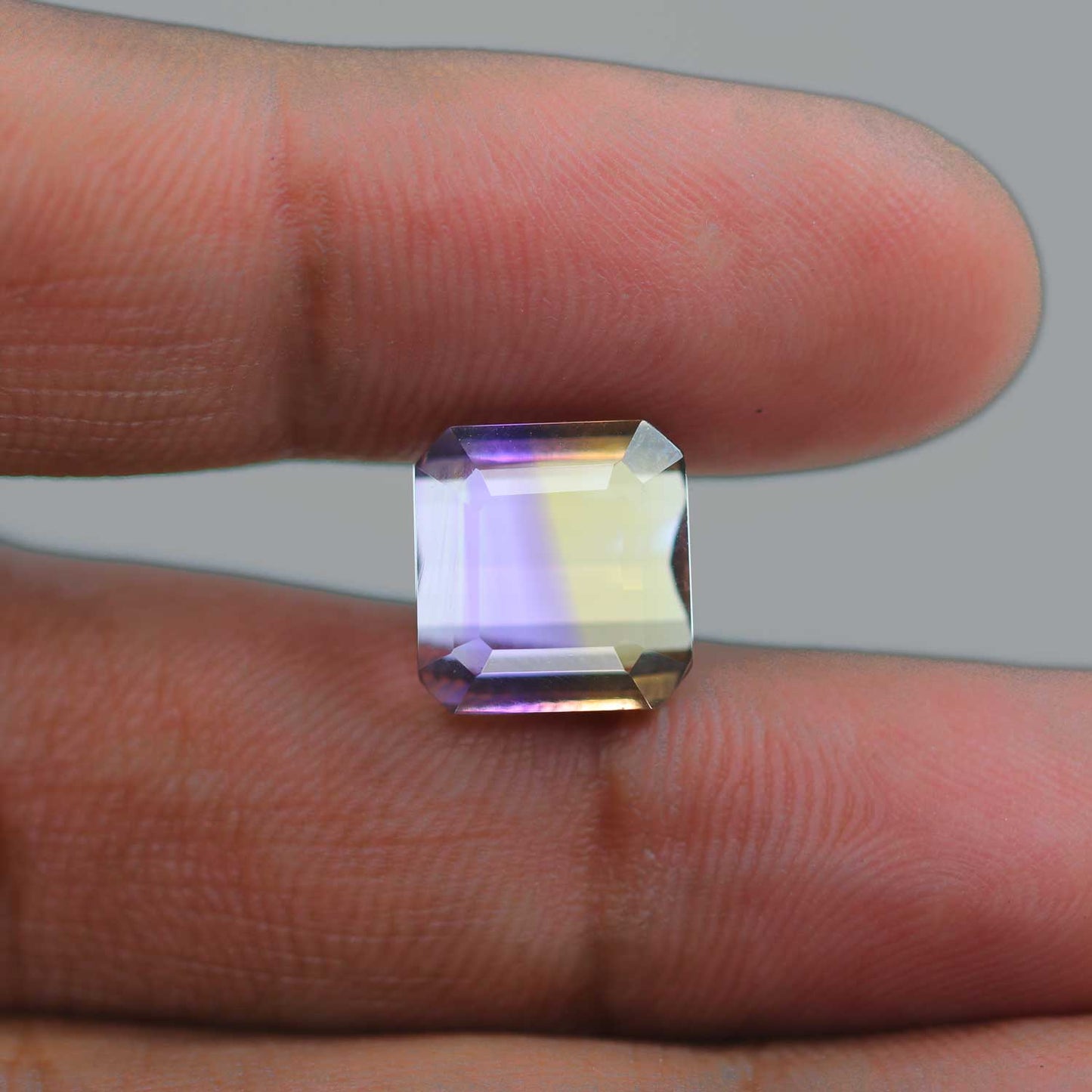 Ametrine (Bi Colour) 12.5 Carat