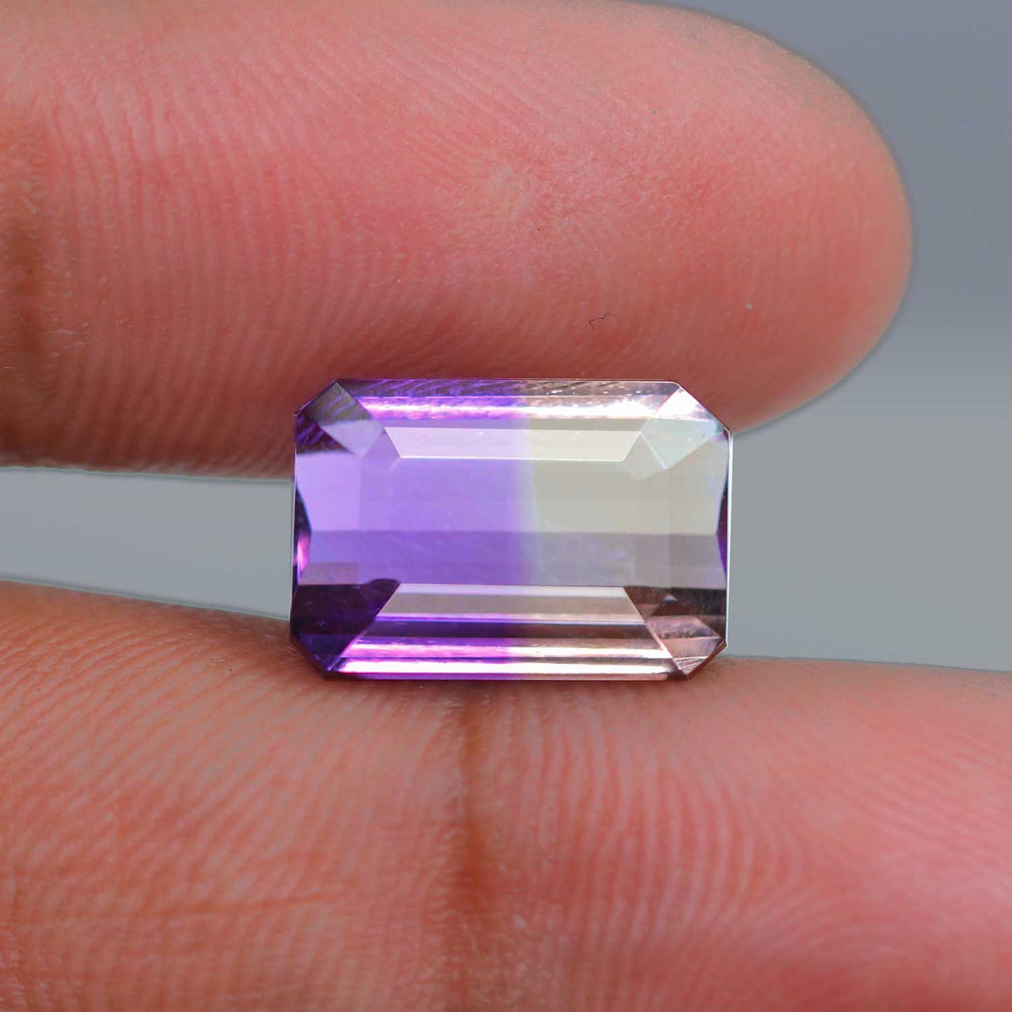 Ametrine (Bi Colour) 12.76 Carat