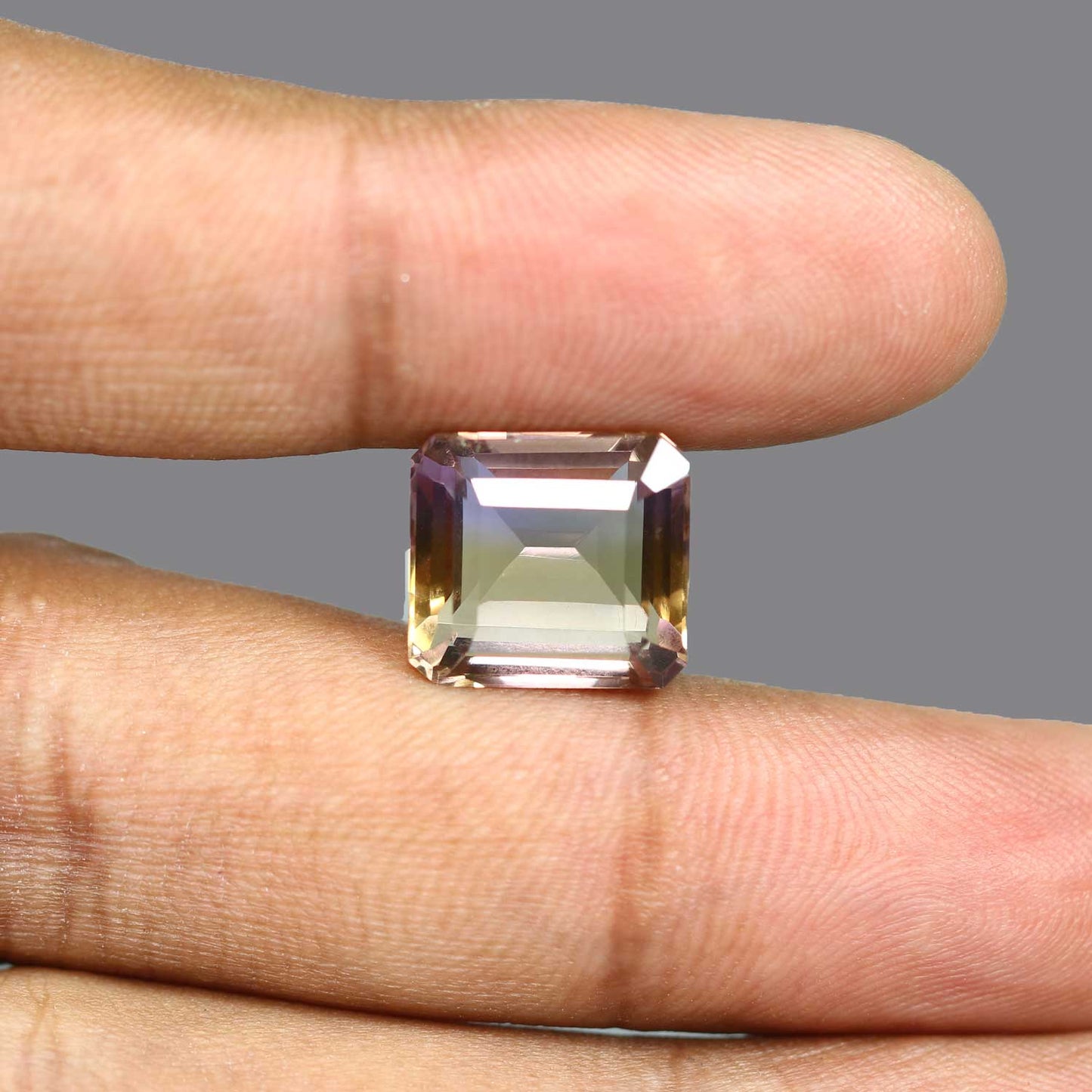 Ametrine (Bi Colour) 12.76 Carat