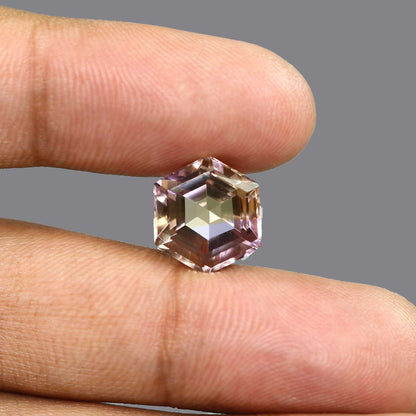 Ametrine (Bi Colour) 9.5 Carat