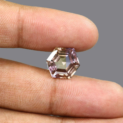 Ametrine (Bi Colour) 9.5 Carat