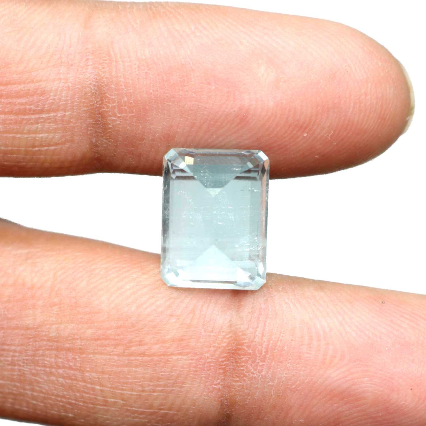 Blue Aquamarine (Beruj) 10.33 Carat