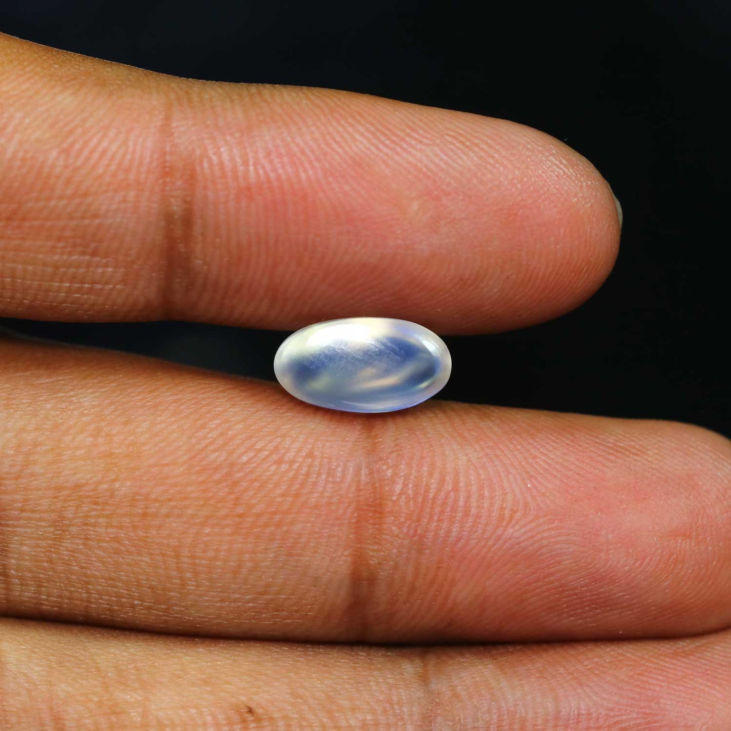 Srilankan Blue Moonstone 4.32 Carat