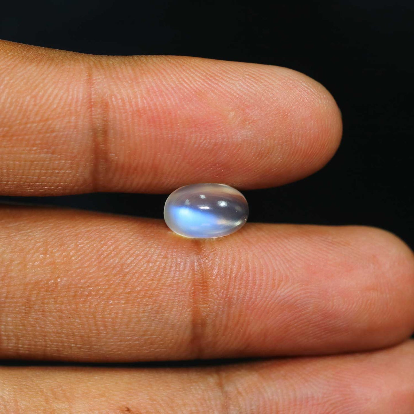 Srilankan Blue Moonstone 4.14 Carat