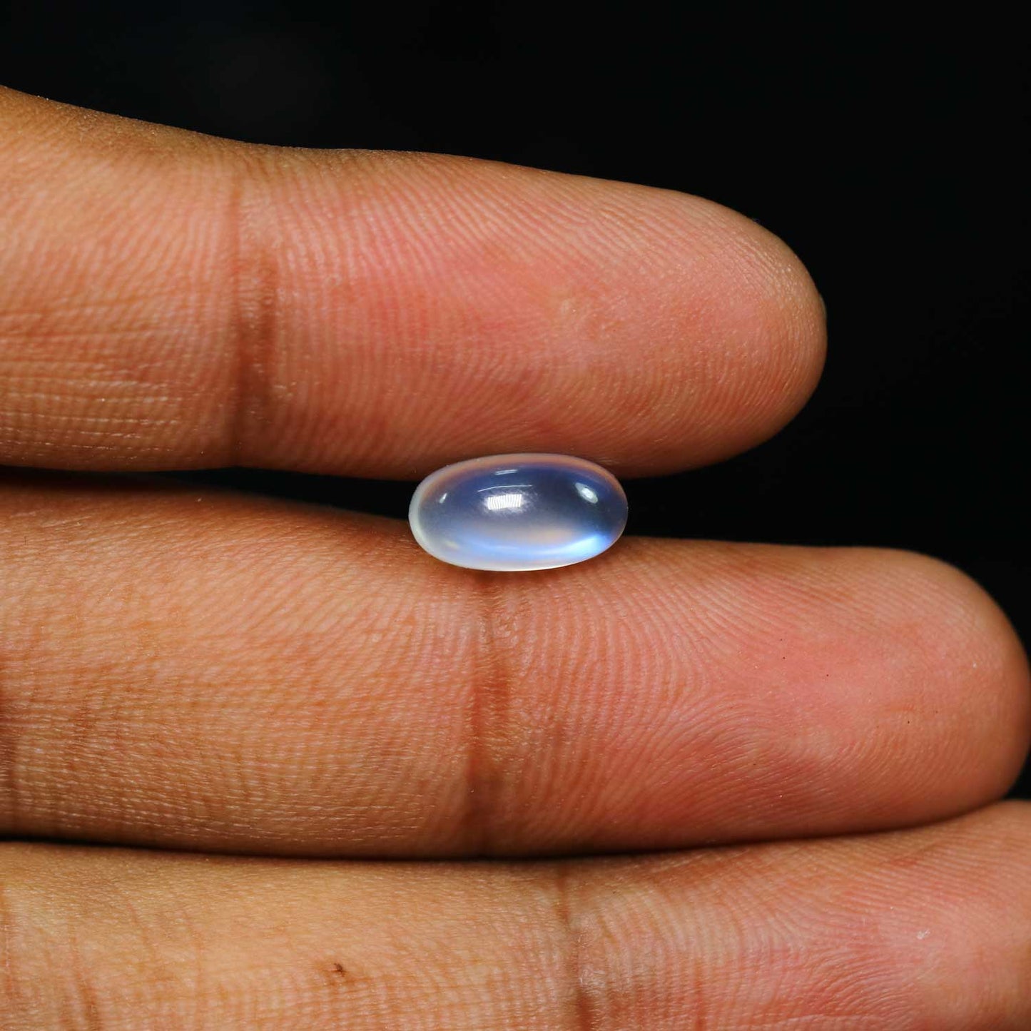Srilankan Blue Moonstone 3.93 Carat