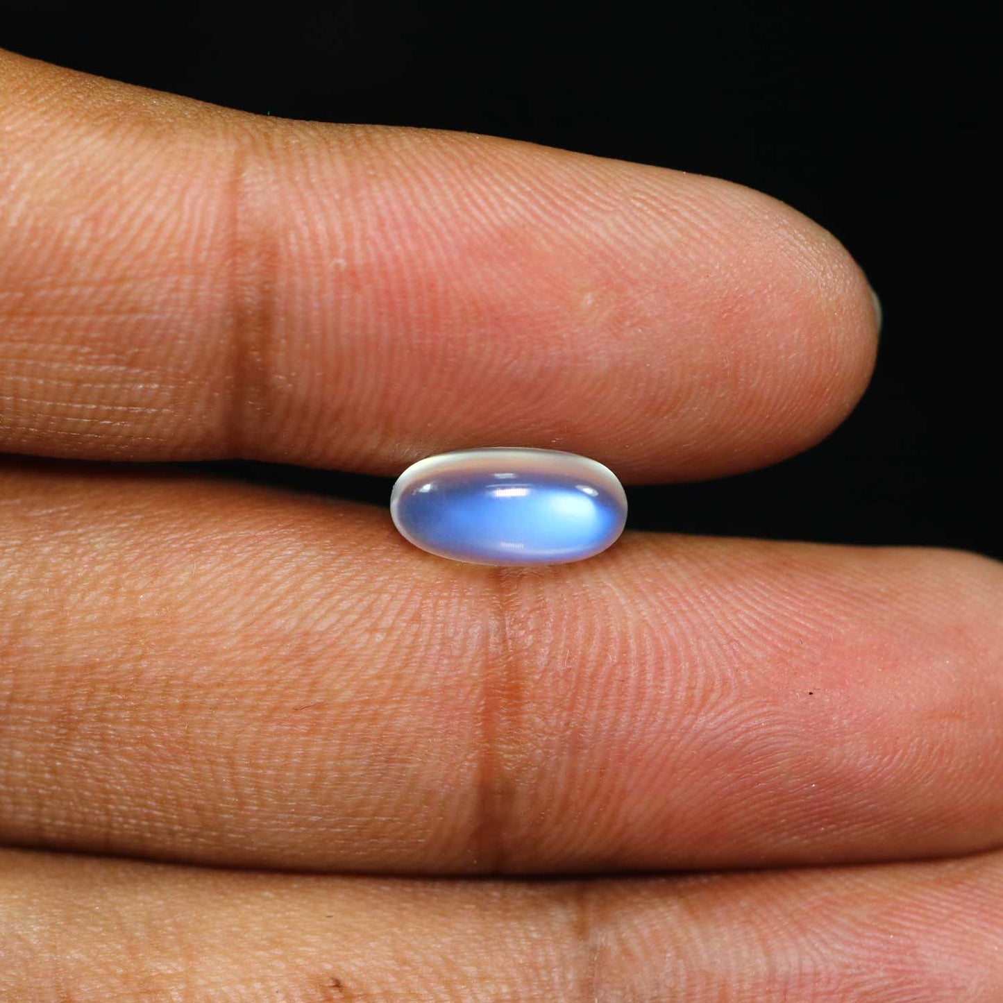Srilankan Blue Moonstone 4.09 Carat