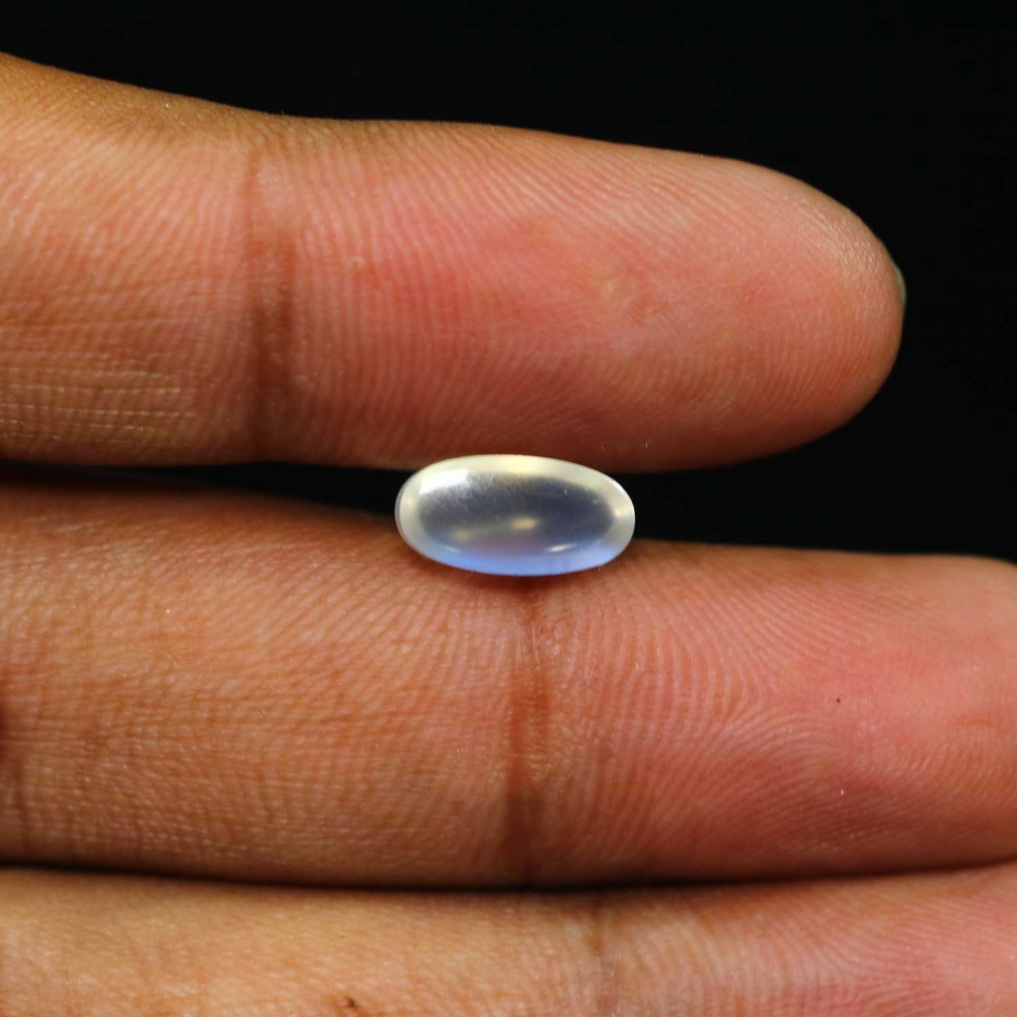 Srilankan Blue Moonstone 4.09 Carat