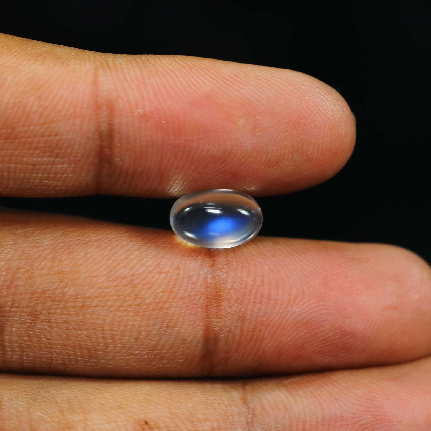 Srilankan Blue Moonstone 4.21 Carat