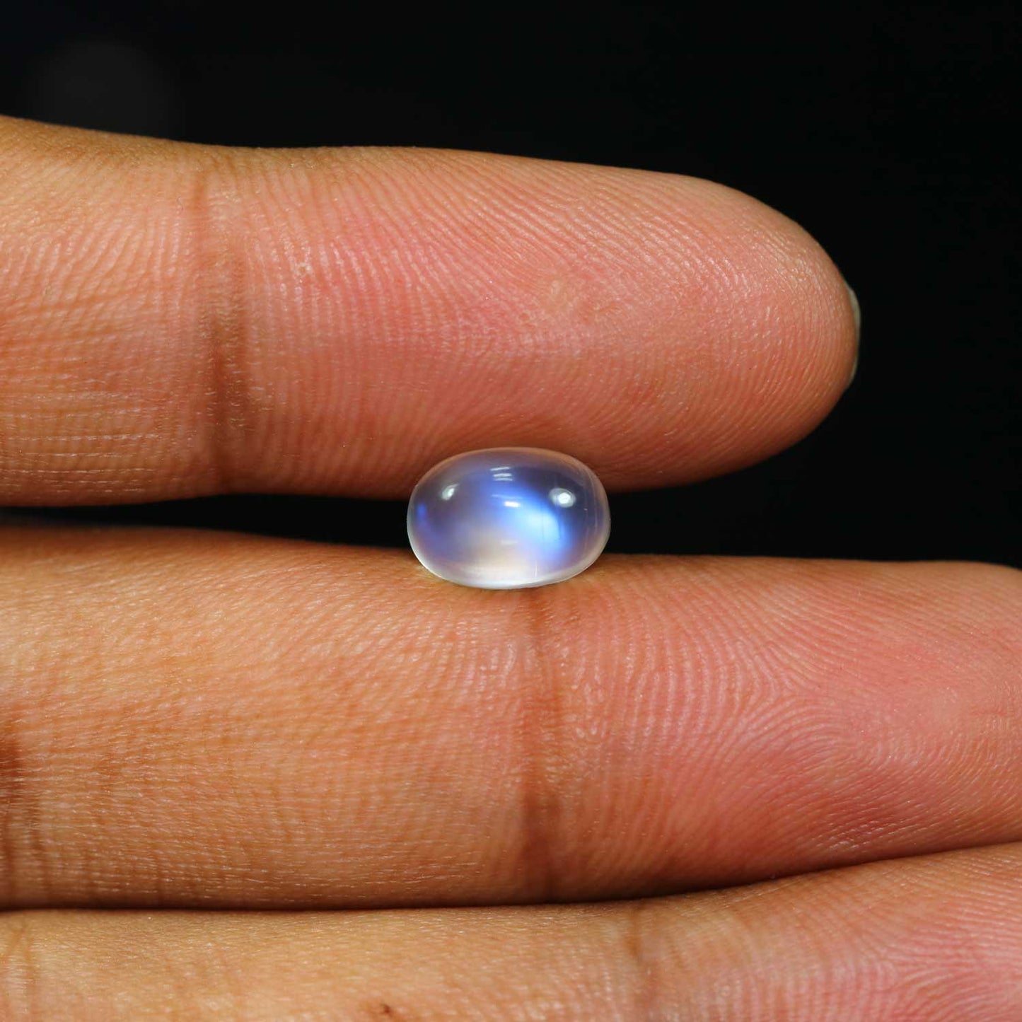 Srilankan Blue Moonstone 4.04 Carat