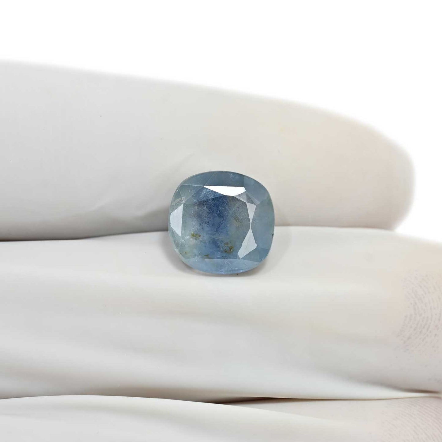 Blue Sapphire (Neelam) - 5.53 Carat