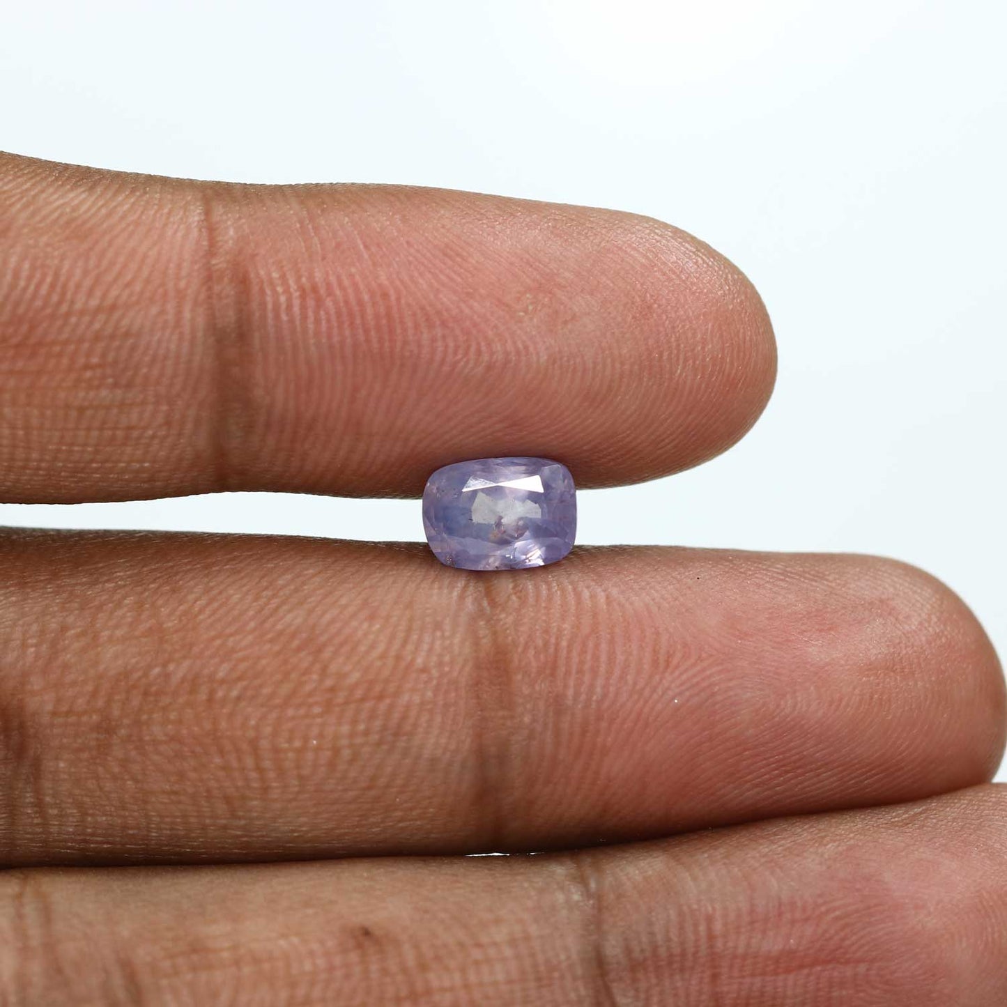 PURPLE SAPPHIRE 3.29 CARAT
