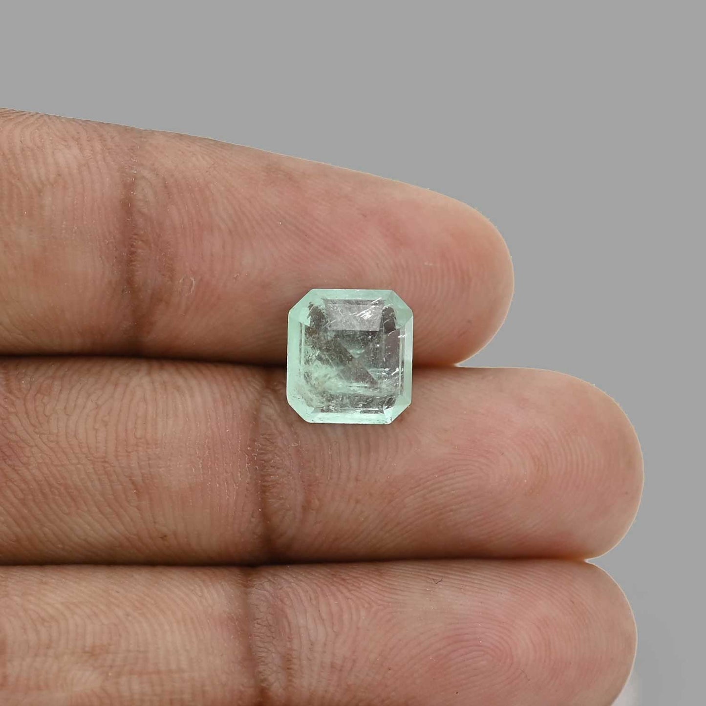 Colombian Emerald (Panna) - 3.59 Carat