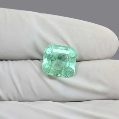 Colombian Emerald (Panna) 7.03 Carat