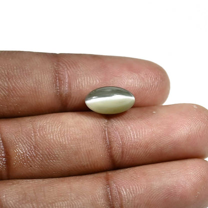 Quartz Cat's Eye (Lehsunia) Carat 4.42