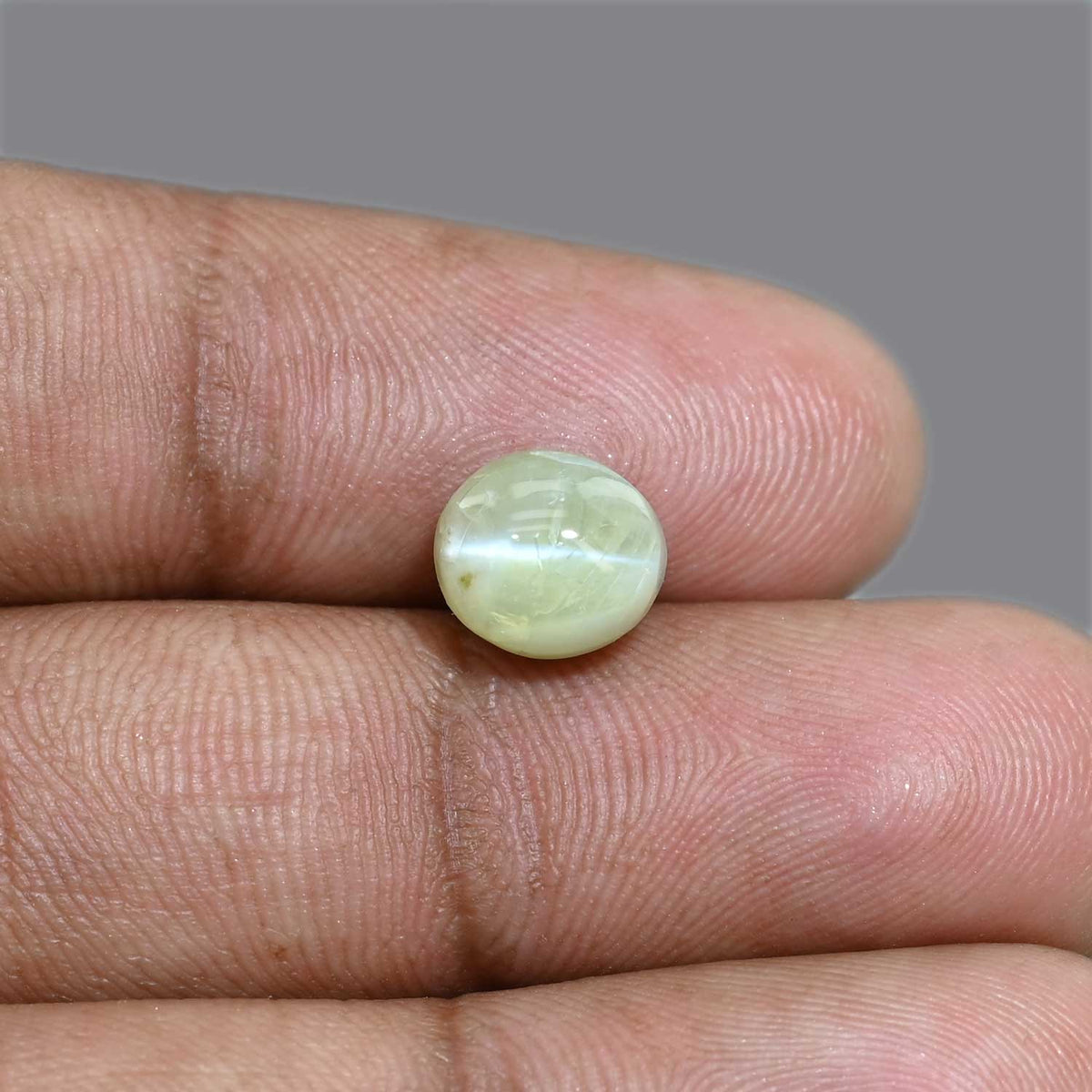 Chrysoberyl Cat`s Eye 5.08 Carat
