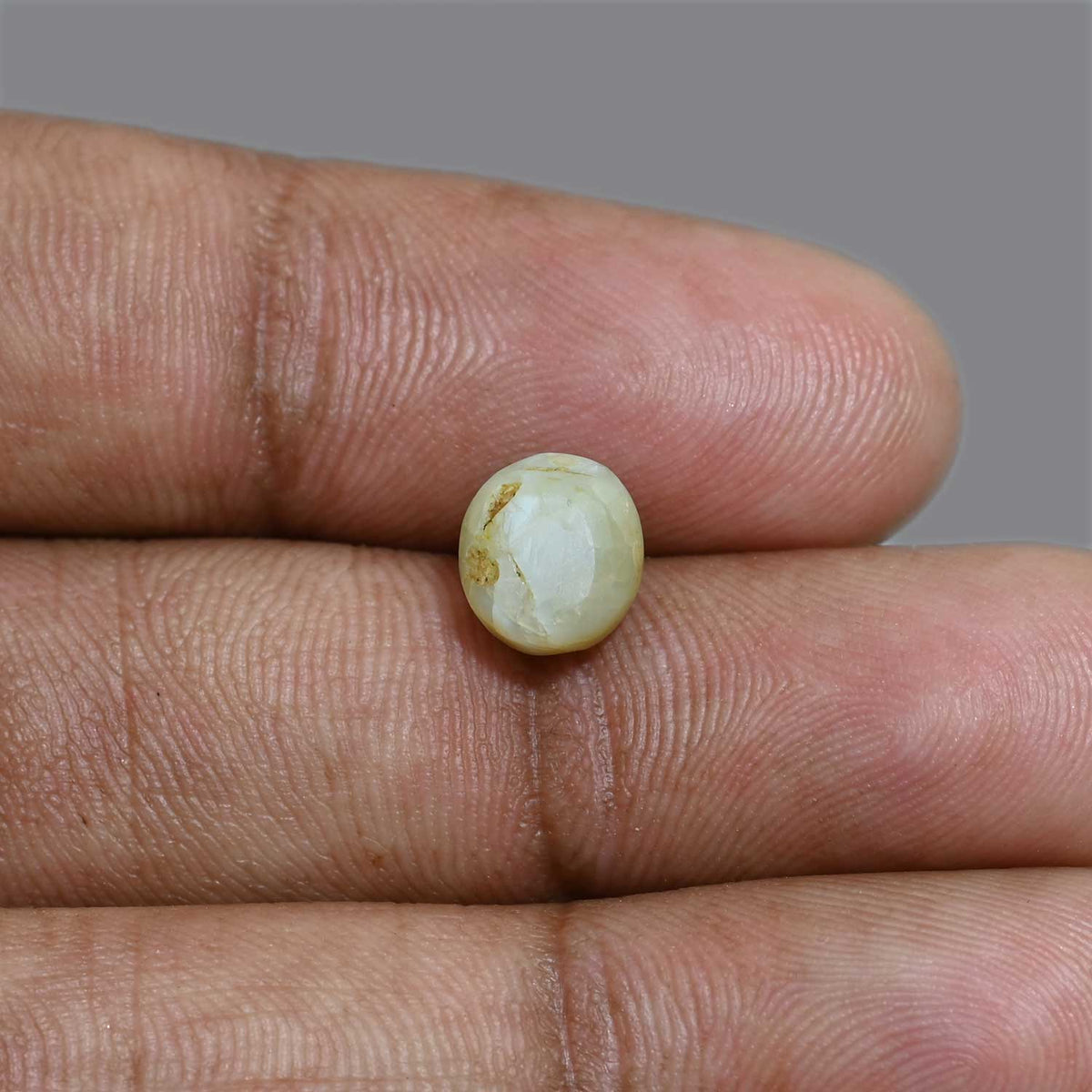 Chrysoberyl Cat`s Eye 3.92 Carat