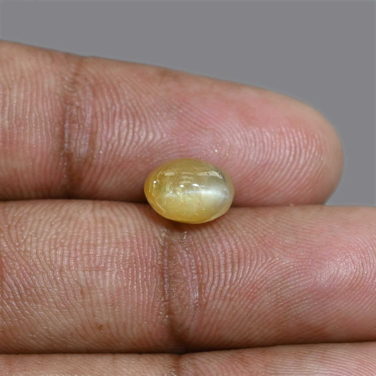 Chrysoberyl Cat`s Eye 4.59 Carat