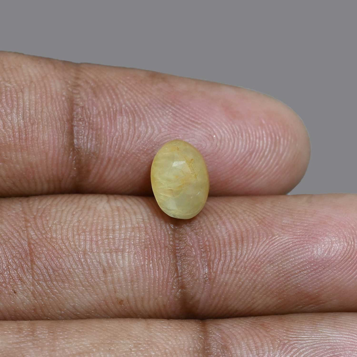 Chrysoberyl Cat`s Eye 4.59 Carat