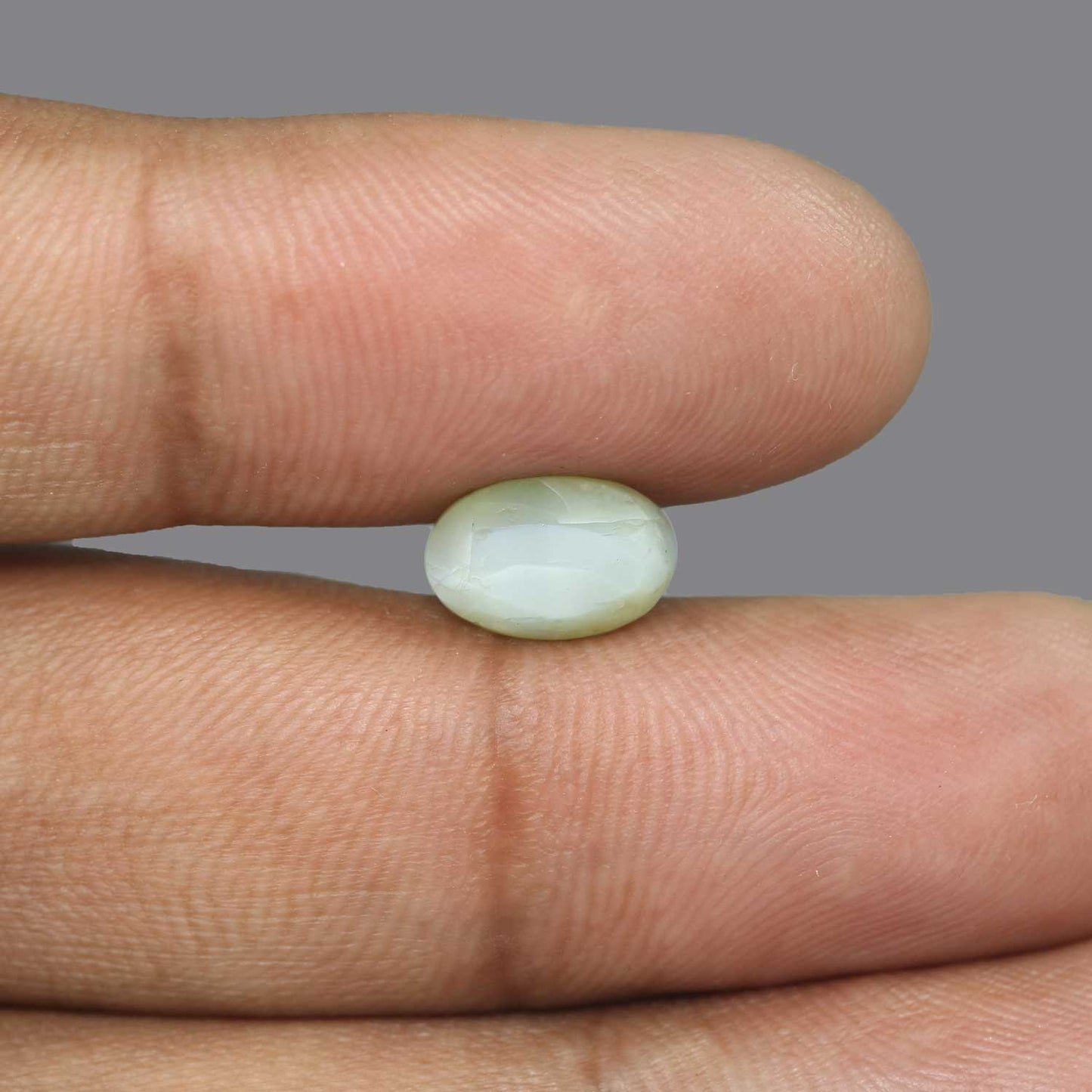 Chrysoberyl Cat`s Eye - 4.61 Carat