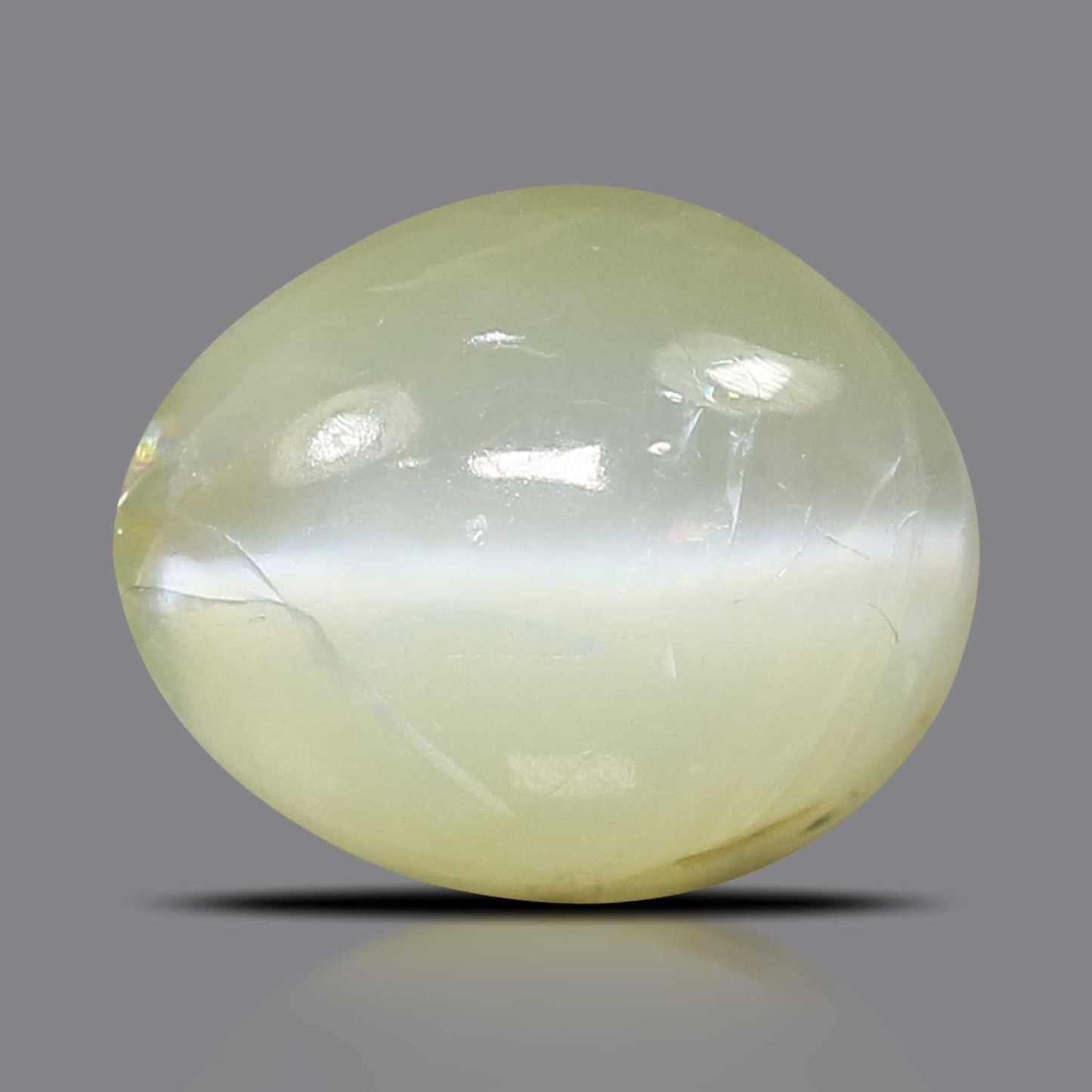 Chrysoberyl Cat`s Eye - 4.09 Carat