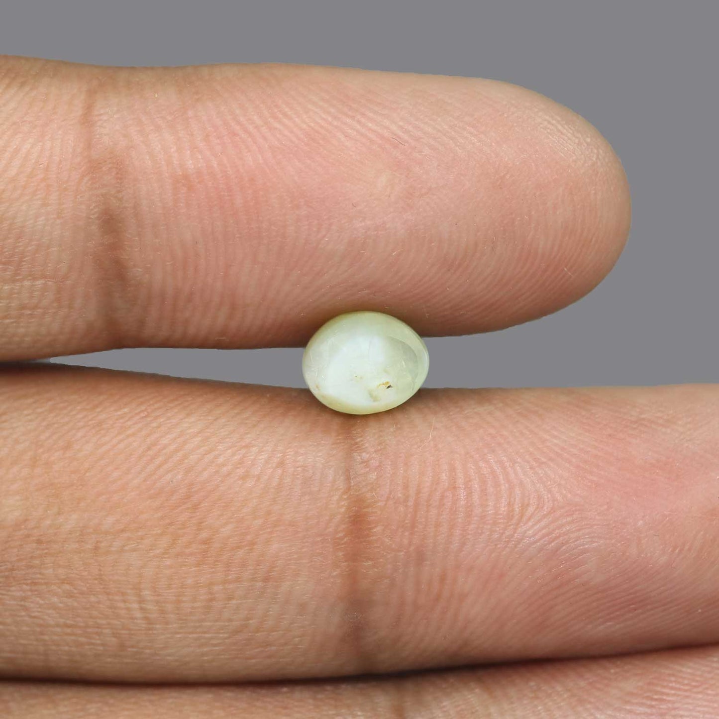 Chrysoberyl Cat`s Eye - 4.09 Carat