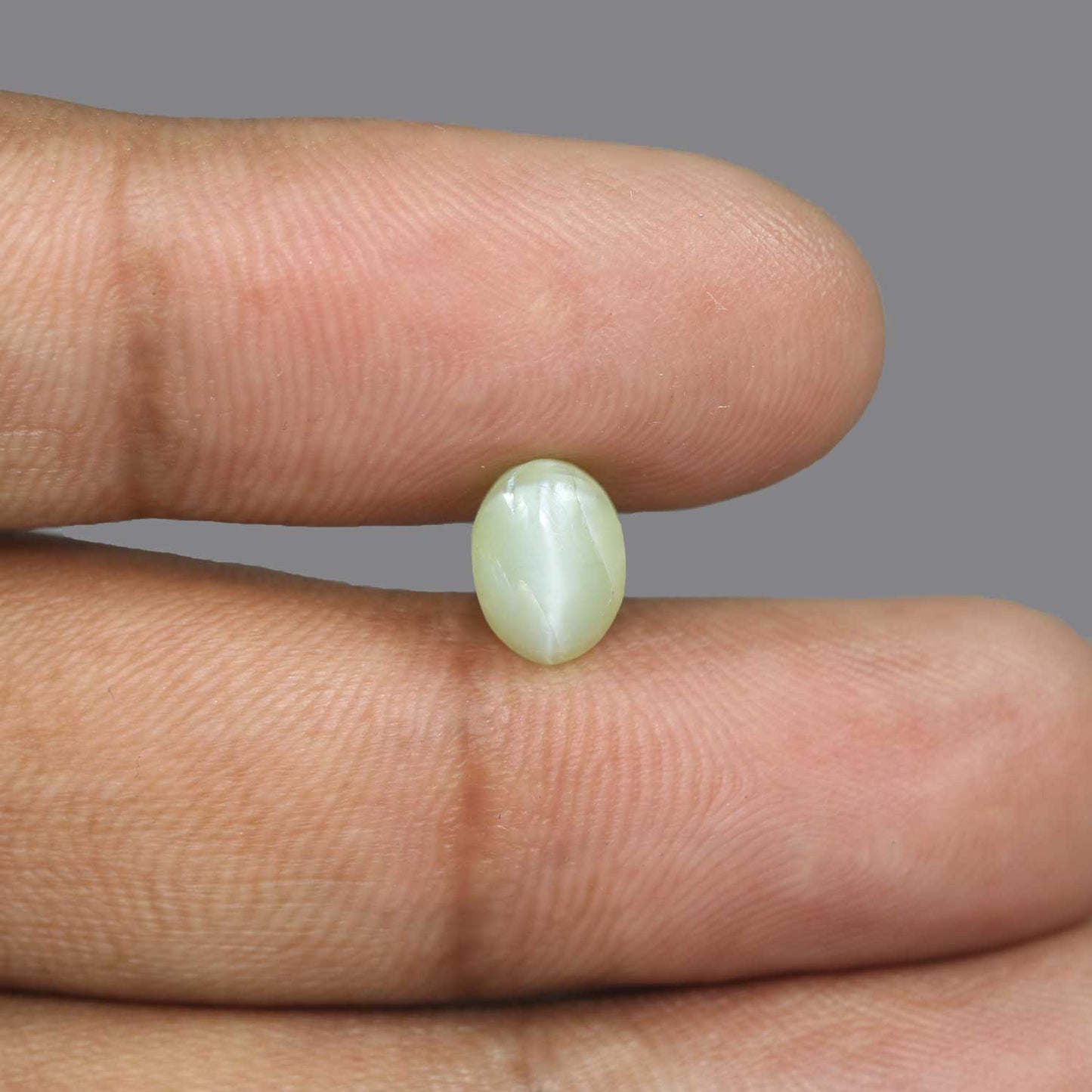 Chrysoberyl Cat`s Eye - 4.45 Carat