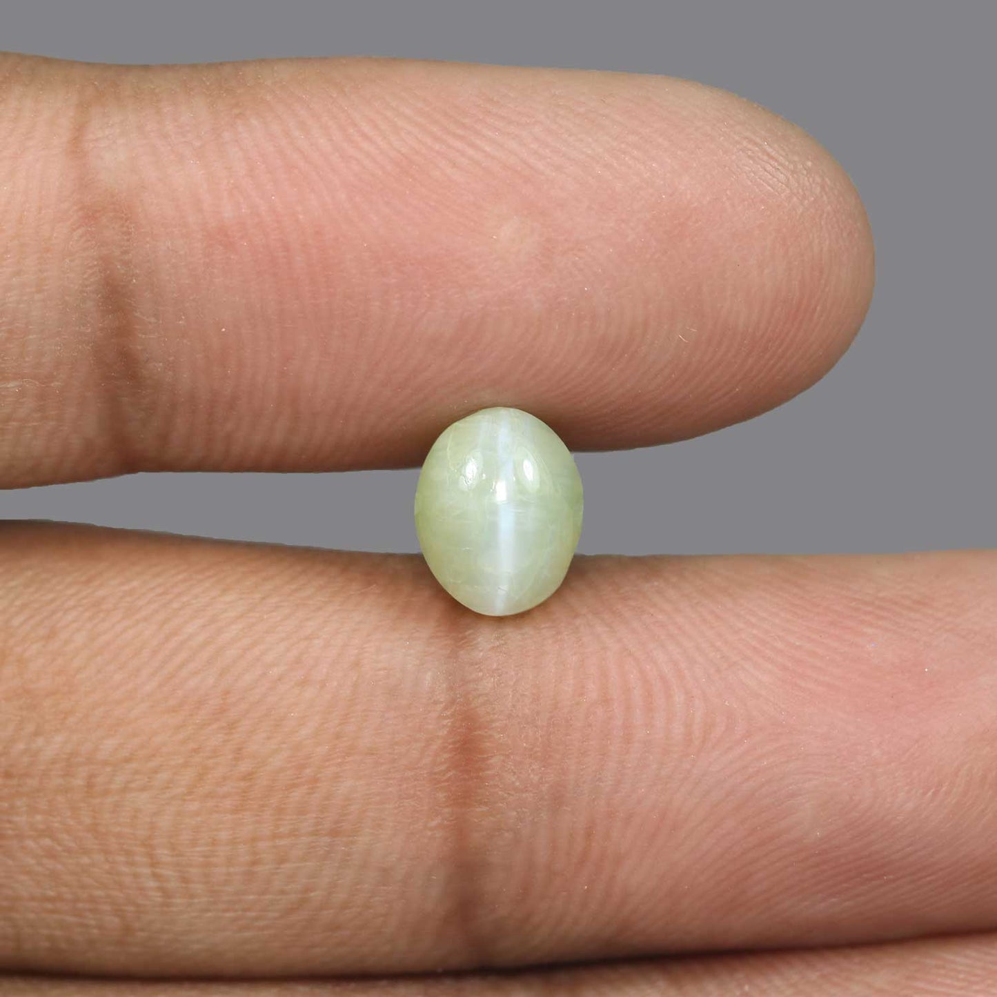 Chrysoberyl Cat`s Eye - 4.55 Carat