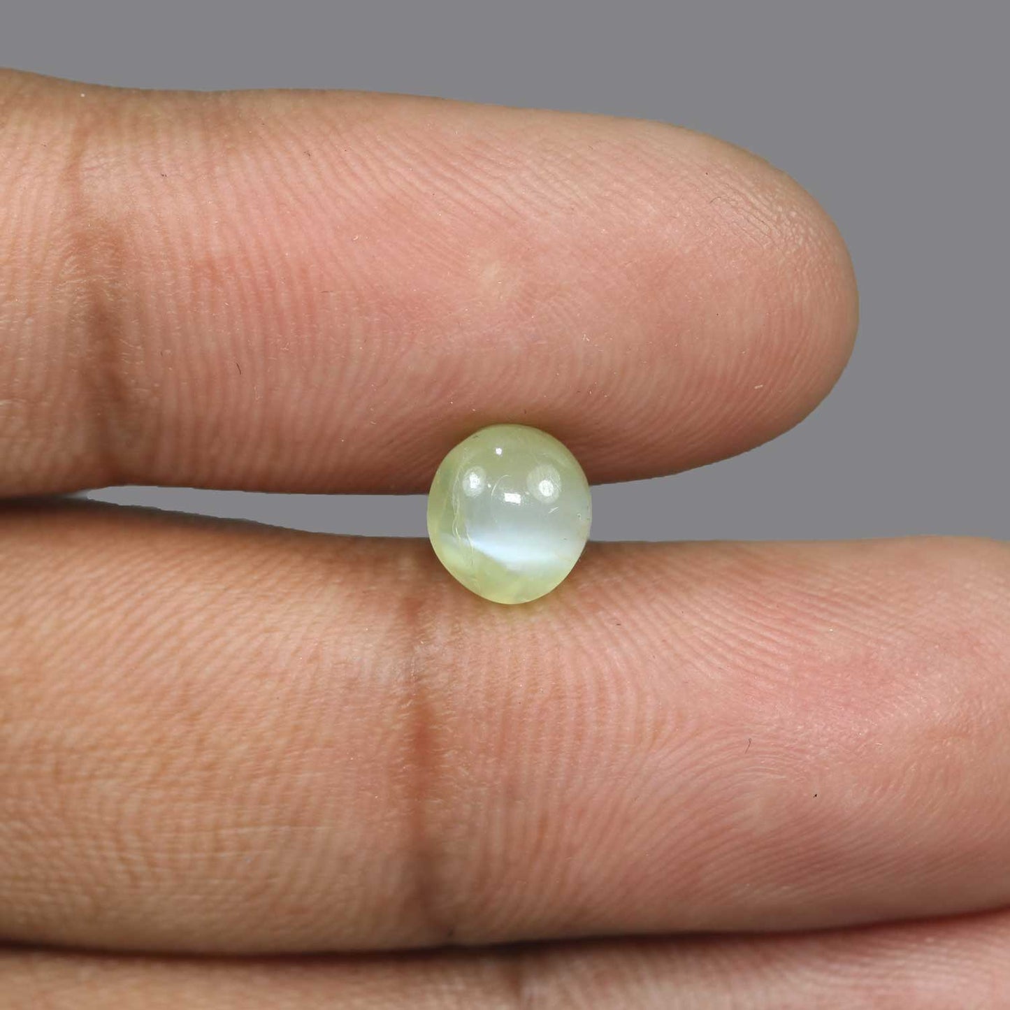 Chrysoberyl Cat`s Eye - 3.06 Carat