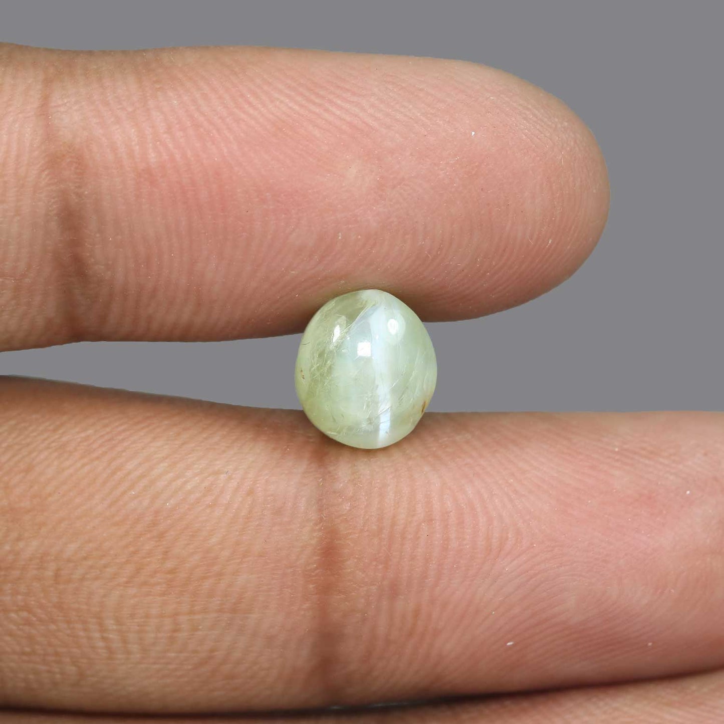 Chrysoberyl Cat`s Eye - 6.12 Carat