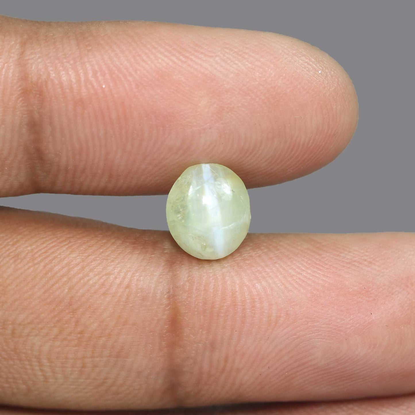 Chrysoberyl Cat`s Eye - 4.37 Carat