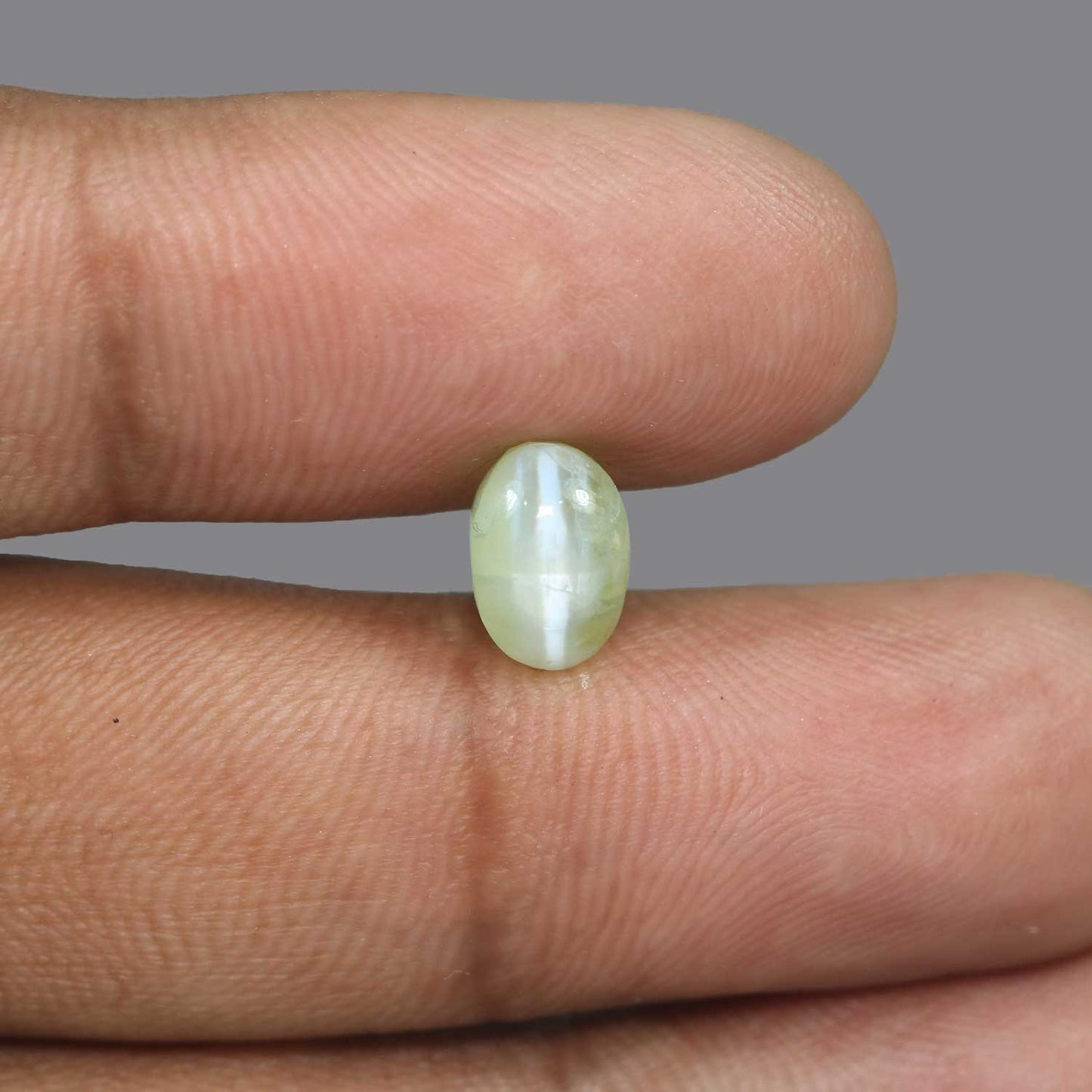 Chrysoberyl Cat`s Eye - 4.78 Carat