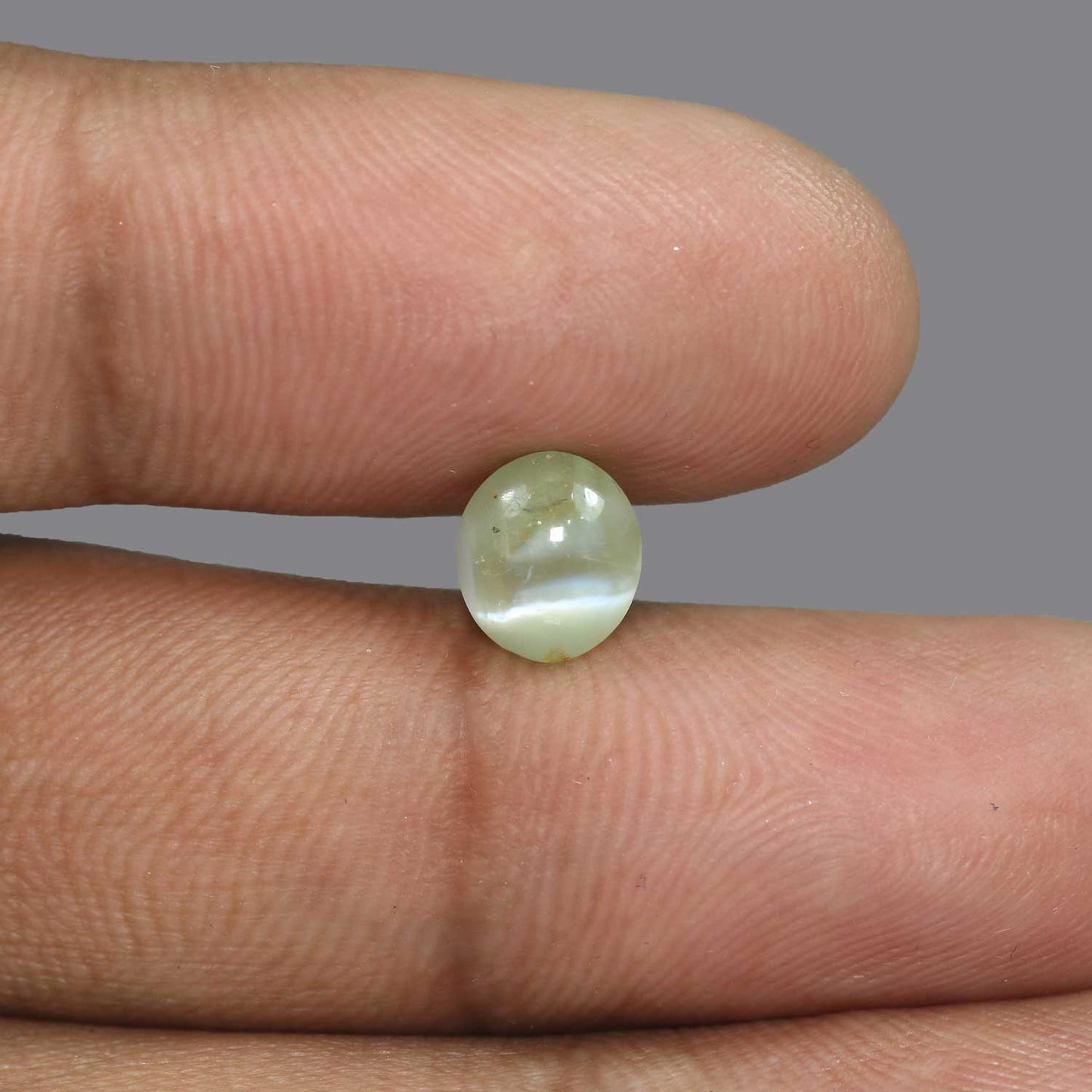 Chrysoberyl Cat`s Eye - 2.97 Carat