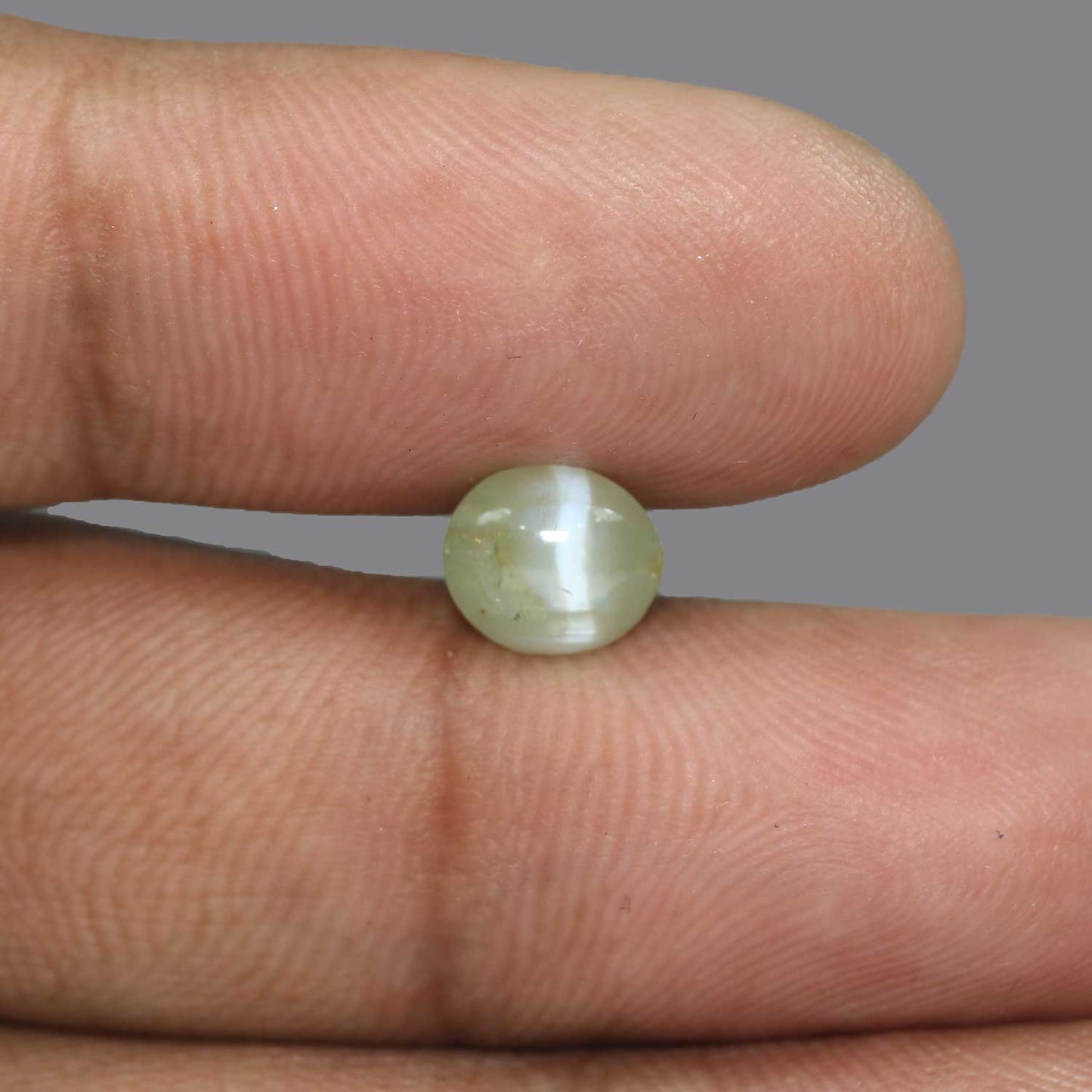 Chrysoberyl Cat`s Eye - 2.97 Carat