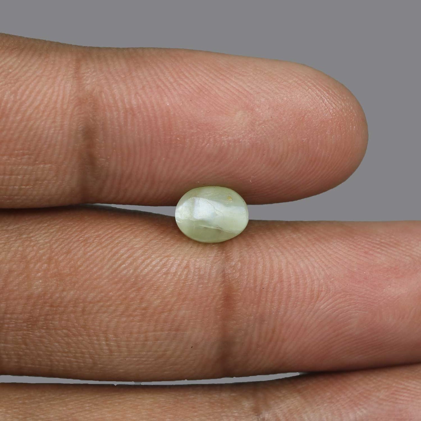 Chrysoberyl Cat`s Eye - 2.93 Carat