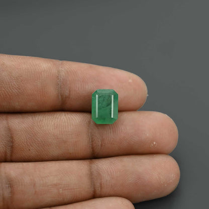 Zambian Emerald (Panna) - 3.91 Carat