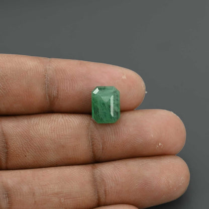 Zambian Emerald (Panna) - 3.91 Carat