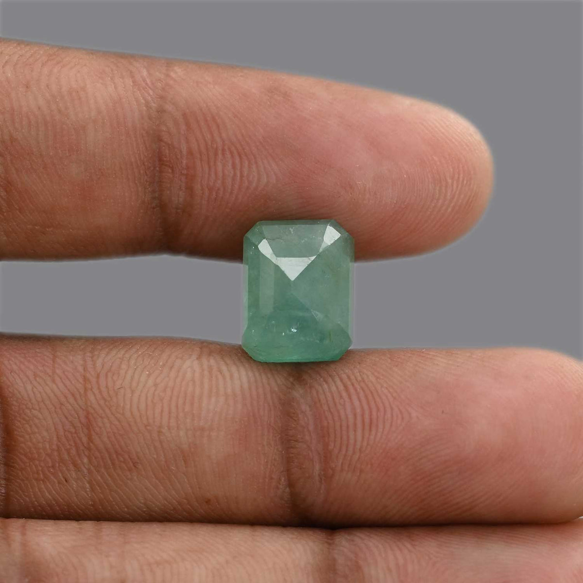 Zambian Emerald (Panna) Stone 7.98 Carat