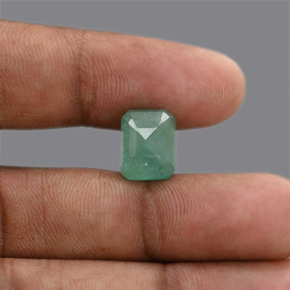 Zambian Emerald (Panna) Stone 7.98 Carat