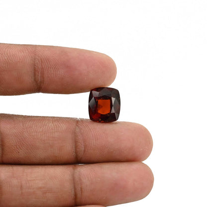 Hessonite (Gomed) - 8.97 Carat