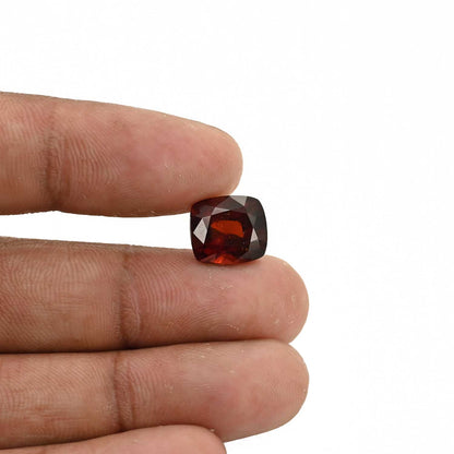Hessonite (Gomed) - 7.58 Carat