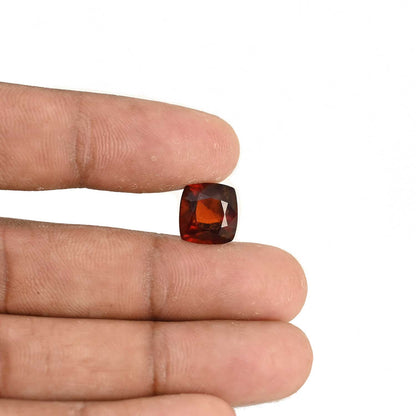 Hessonite (Gomed) - 6.98 Carat