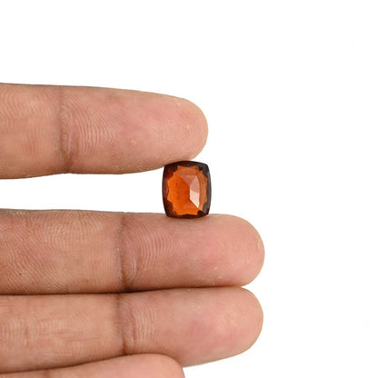 Hessonite (Gomed) - 5.62 Carat