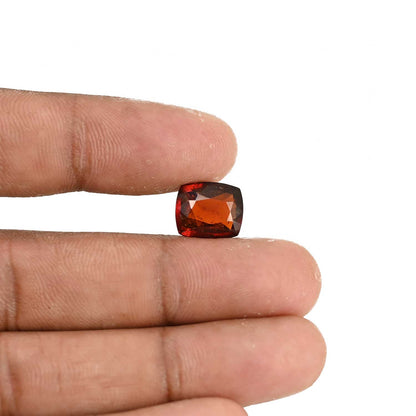 Hessonite (Gomed) - 6.31 Carat