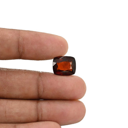 Hessonite (Gomed) - 9.4 Carat