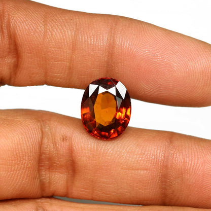 Hessonite (Gomed) - 8.49 Carat