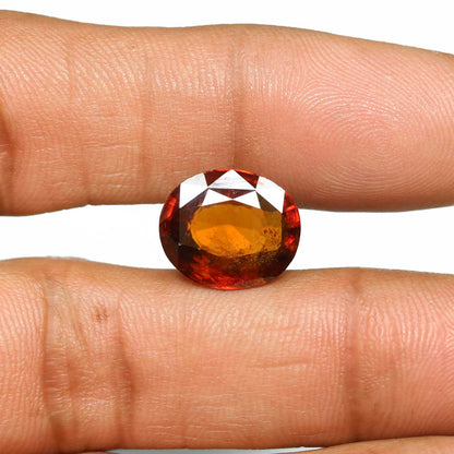 Hessonite (Gomed) - 8.81 Carat