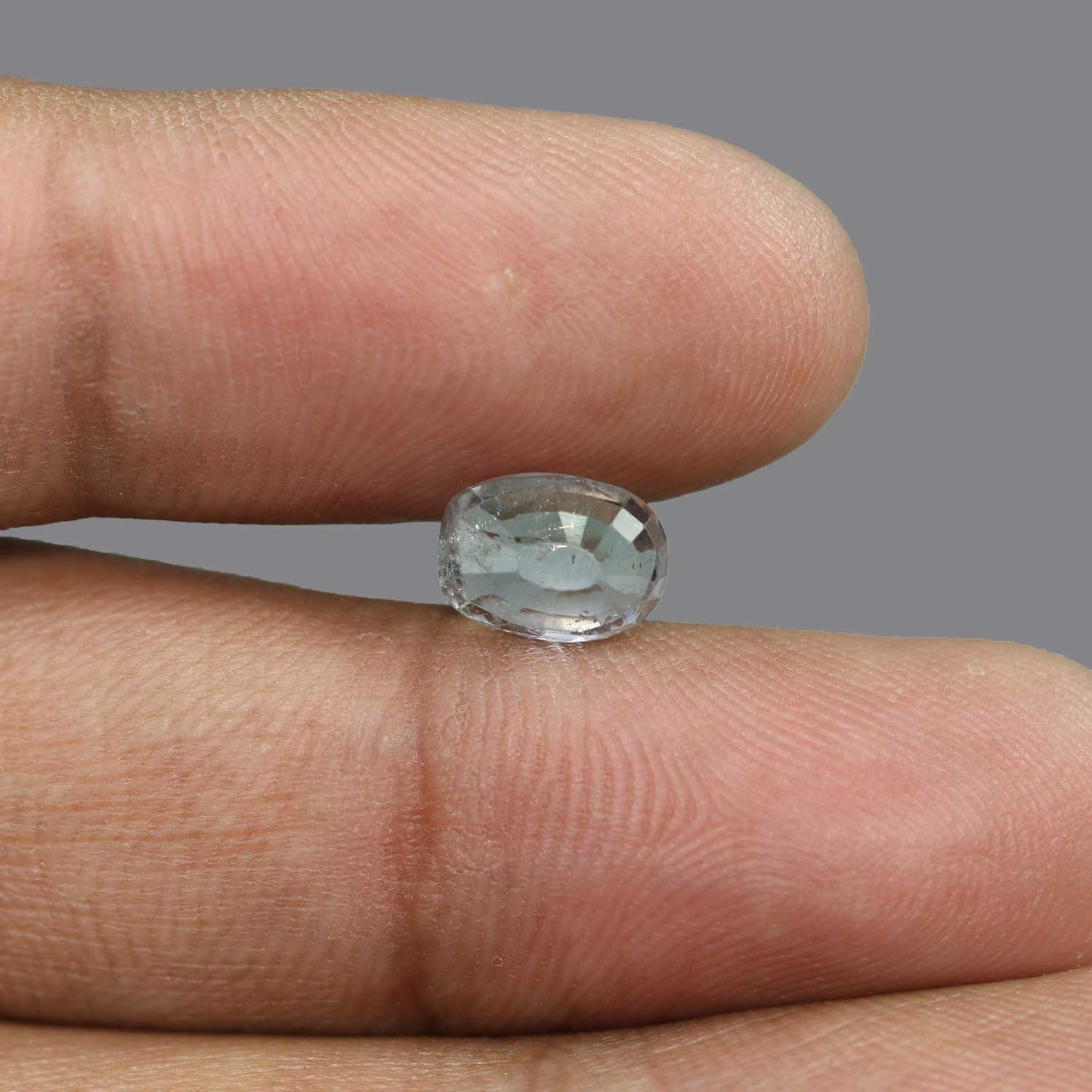 Green Sapphire (Srilanka) Cts 3.72 Ratti 4.09