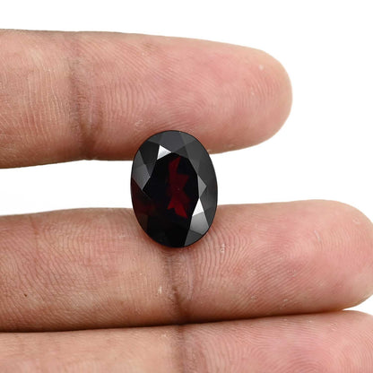 Red Garnet 9.94 Carat